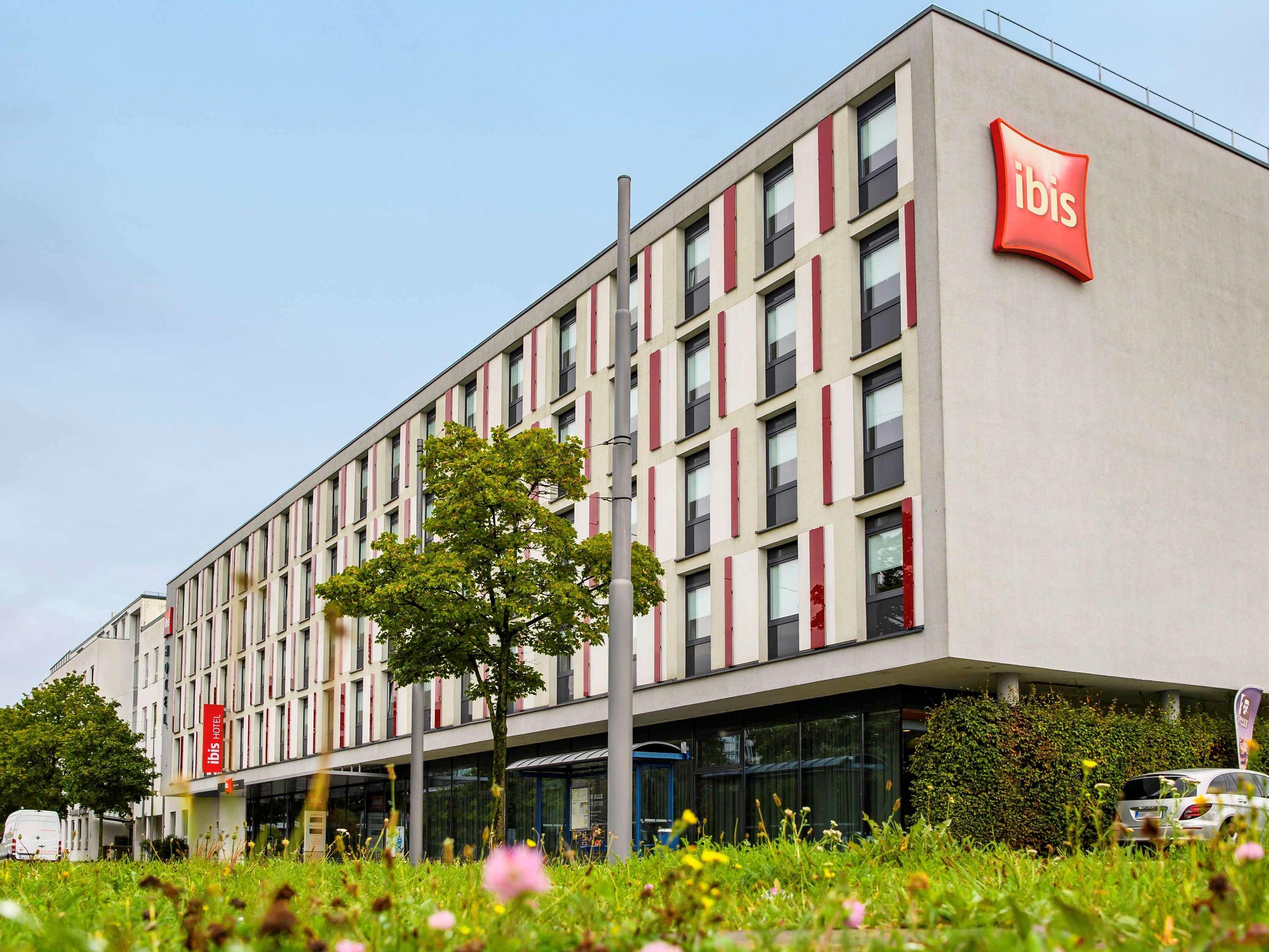 Ibis Hotel Muenchen City West Экстерьер фото